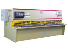 液壓擺式剪闆機QC12Y-12X3200