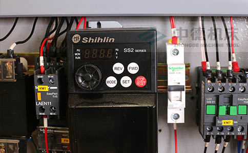 ZDS-432台灣高品質變頻器,更低頻更節能,快速定位.jpg ZDS-432台灣高品質變頻器,更低頻更節能,快速定位.jpg